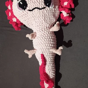 Háčkovaný Axolotl 