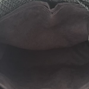 Hačkovaná kabelka semišová podšívka