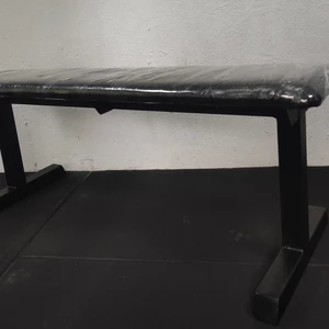 Posilovací lavice - rovná, profi