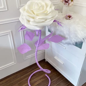 Svítící květina - fialové provedení