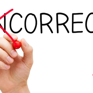 Korekce pravopisu a gramatiky v textu