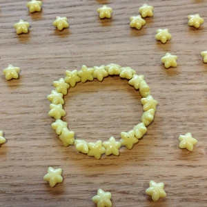 Náramek hvězda žlutý