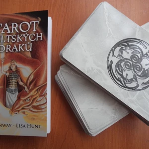 Nahlédnu Vám do karet