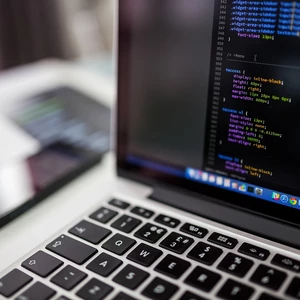 Ponúkam programátorské služby – vývoj/úprava webov a web aplikácií