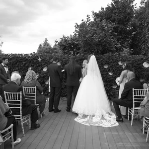 já udělám svatební fotografie HALF DAY