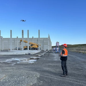 Monitorovanie stavebného progresu pomocou dronov
