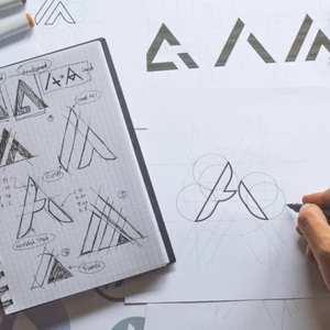 Ja navrhnem originálne logo ktoré bude vystihovať vás aj váš projekt