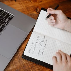 Slová ktoré spájajú  od jemných  po romantické