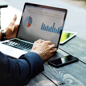 Spravím pekný plne funkčný a zarábajúci E-SHOP