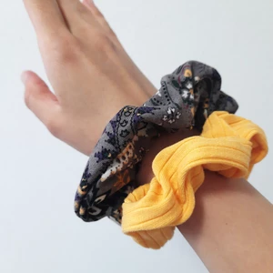 Gumička do vlasů/náramek