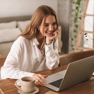 Virtuálny asistent live chat podpora a iné 