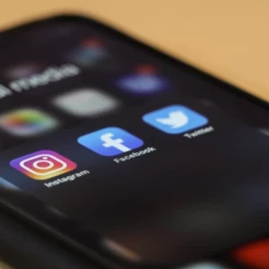 já udělám budu spravovat tvé sociální sítě