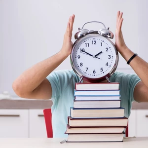 Vypracované maturitné témy z AJ/ NJ a SJL – rýchlo a kvalitne