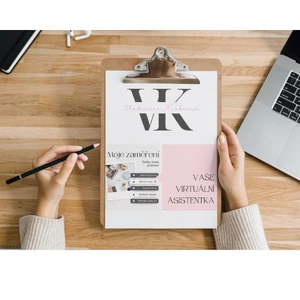 Virtuální asistentka s AJ