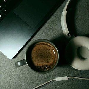 Ja spravím korektúru a úpravu článkov