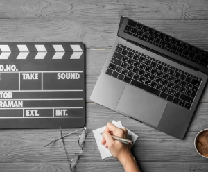 Napíšem scenár k hranému alebo dokumentárnemu filmu